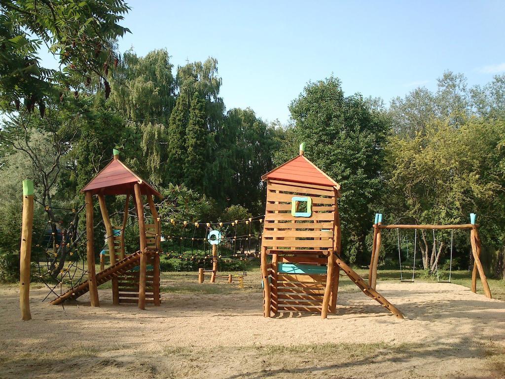 Penzion V Parku Cejkovice  Exterior photo